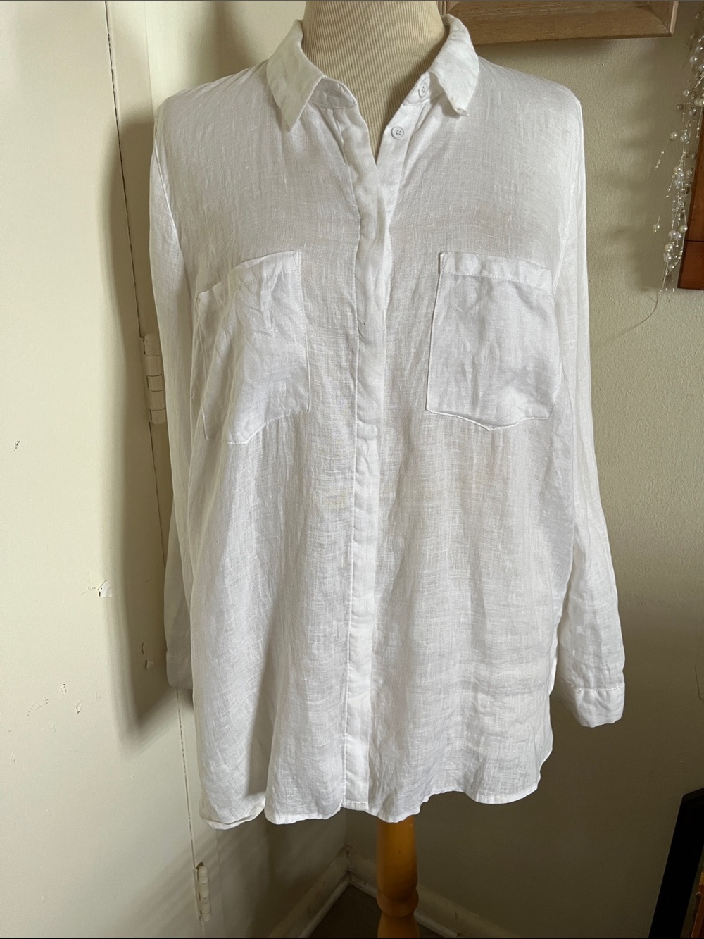 Sussan White Linen Button-Down Shirt Size 16 Oversize Coverup